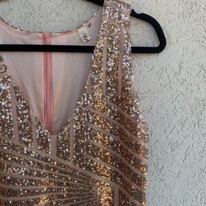 XjJ •MC. Mini Dress.  Pale pink  sequins (almost rose gold metallic color